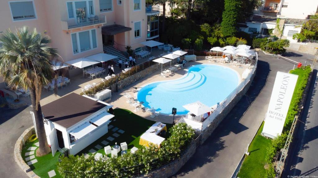 Hotel Napoleon Sanremo Bagian luar foto