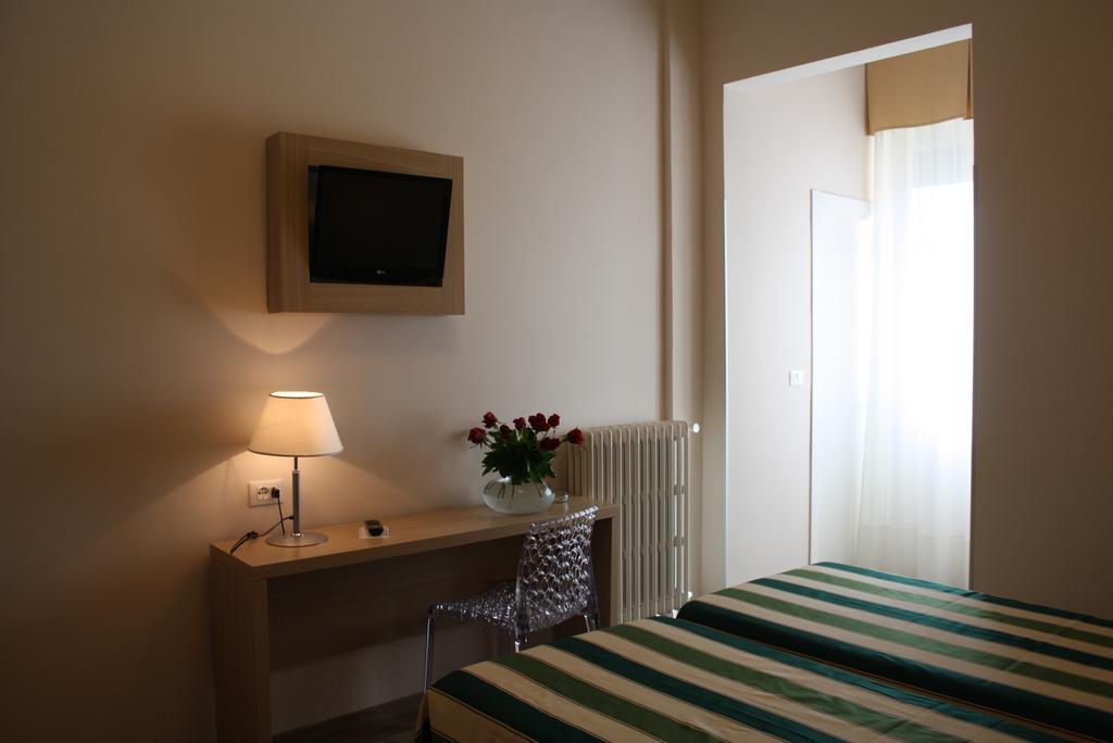 Hotel Napoleon Sanremo Bagian luar foto