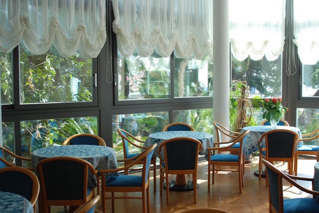 Hotel Napoleon Sanremo Bagian luar foto